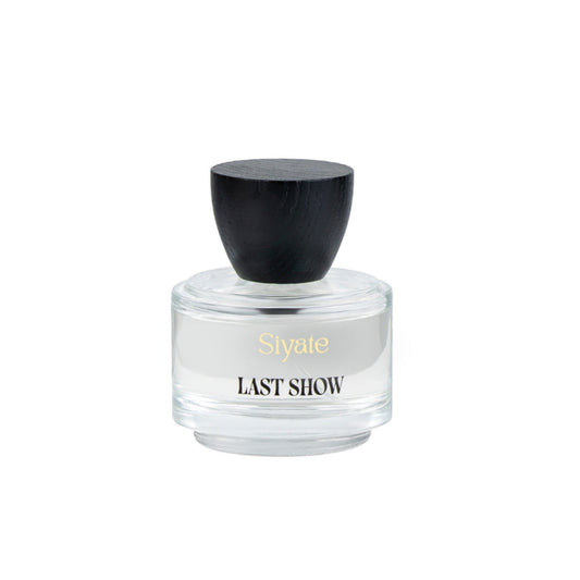 Perfume bottle labeled 'Last Show' by Siyate on a white background